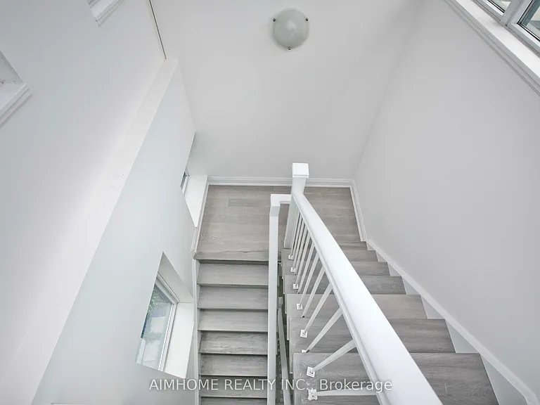 26 Churchill Ave #Townhouse 120 — Photo 26