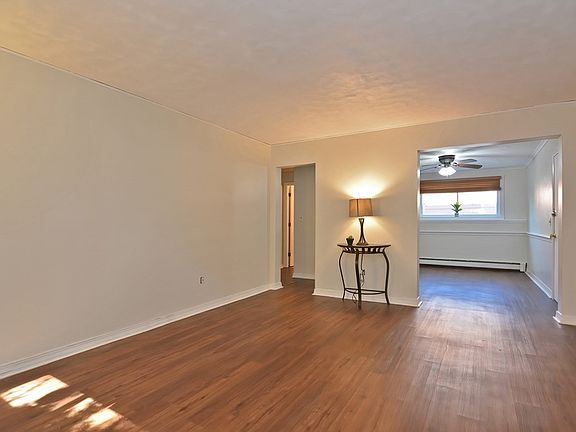 4th image of 9 Endicott St APT 1