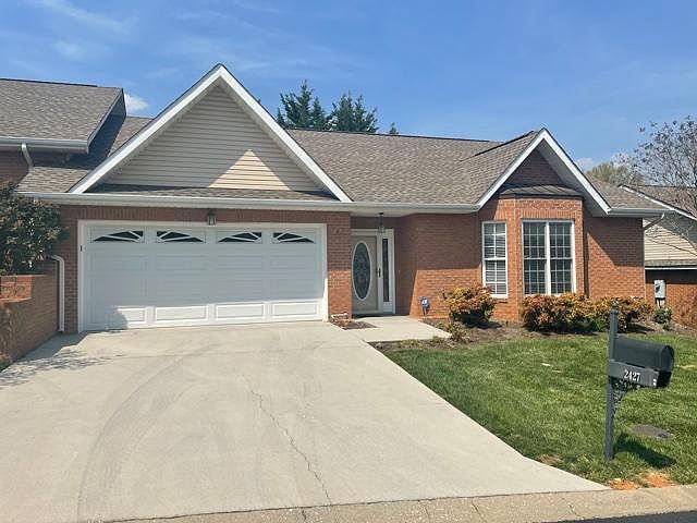 1st image of 2427 Pine Marten Way