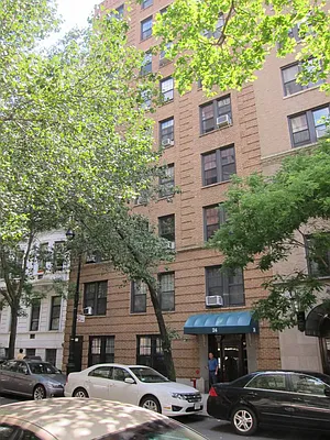 Sold by Corcoran | media 24