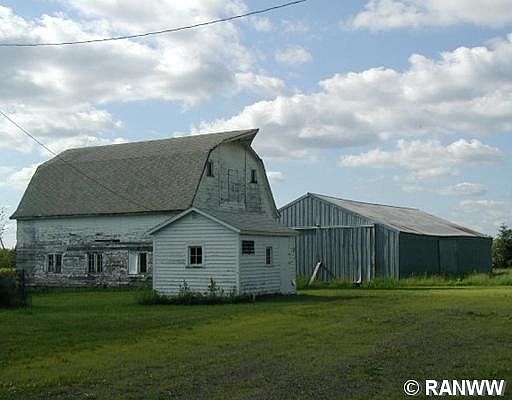 4th image of 916 W Cranberry Road
