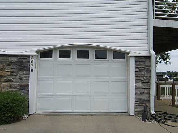 2nd image of 8678 Ellenwood Estates Dr #19