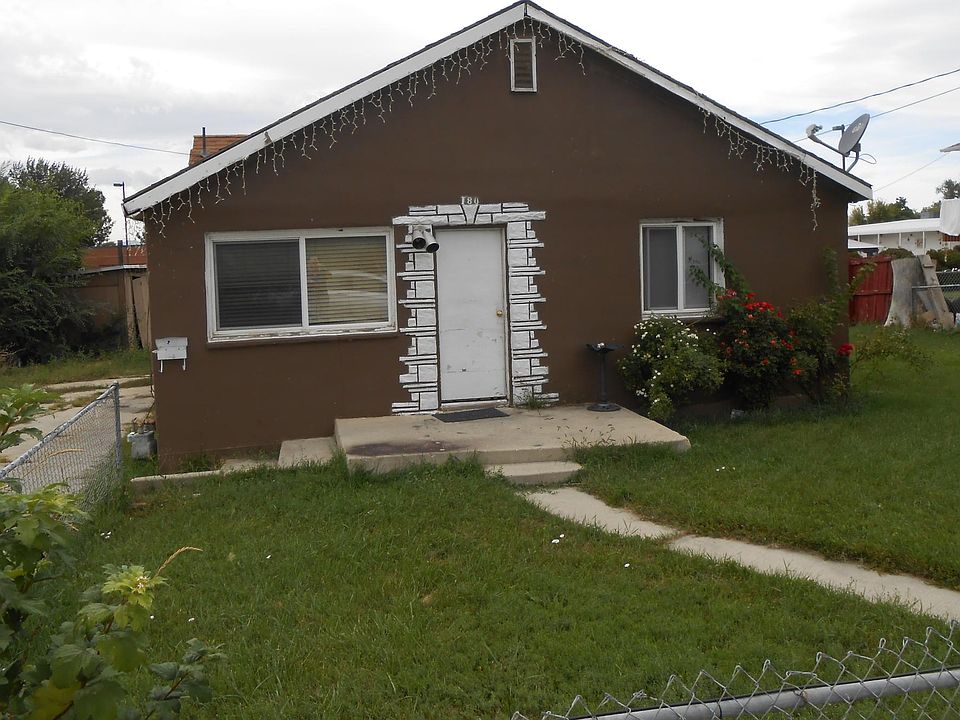 1st image of 180 S 500th St W
