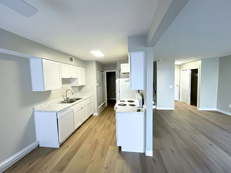 Butler Townhomes — Photo 54