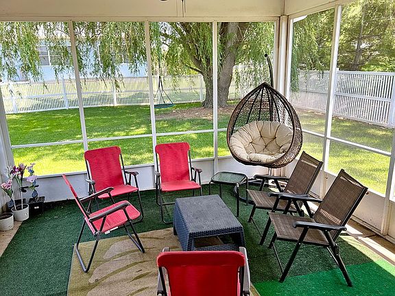 Screened porch