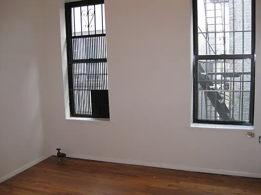 Rented by J Misrahi Realty Corp | media 35