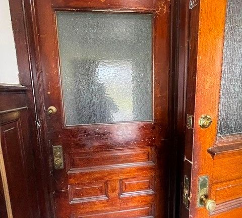 2nd image of 207 Riley St