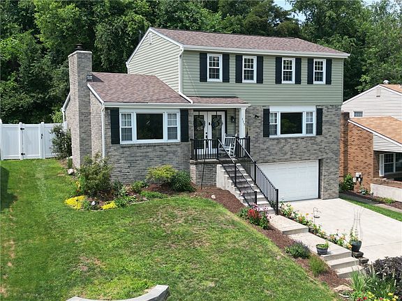 2nd image of 117 Firwood Dr