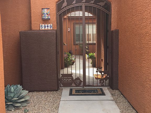 Gate to front courtyard  