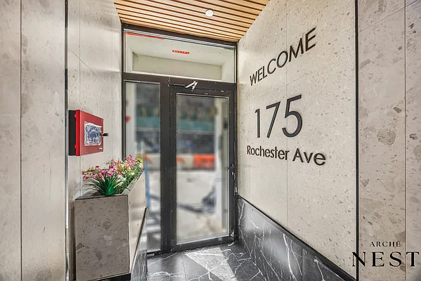 Rented by Arche Nest LLC | media 23