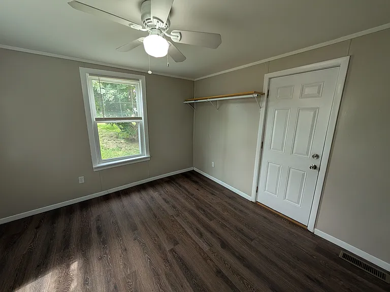 247 W Banner St — Photo 8
