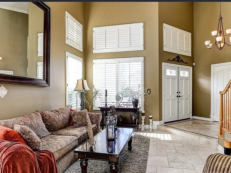 27470 Hillcrest Pl — Photo 3