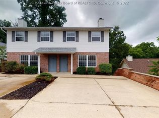 5700 Pinecrest Dr, Huntington, WV 25705