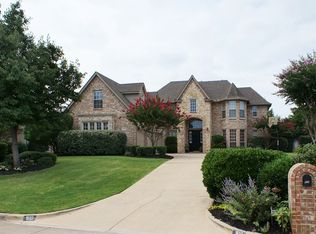 910 Edgemeer Ln, Southlake, TX 76092