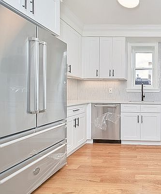4th image of 1 Cambridge Pl #3-4
