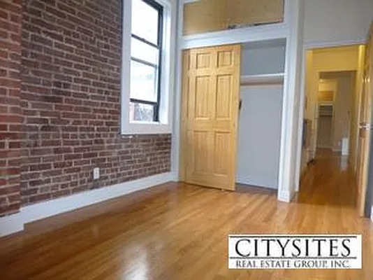 Rented by CitySites Real Estate Group | media 15