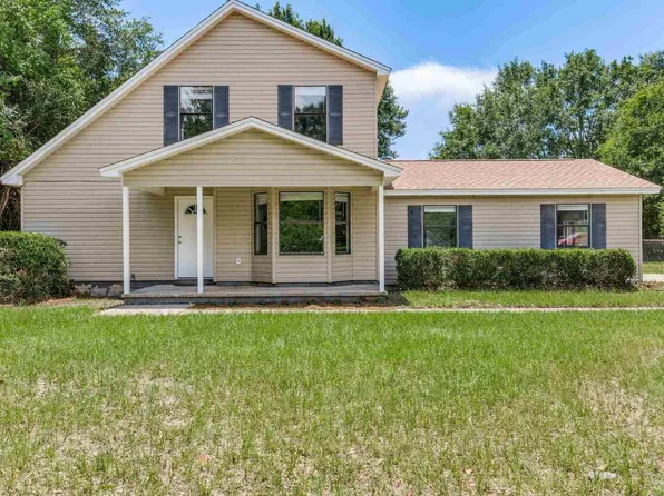 4921 Jennifer Ln, Pace, FL 32571