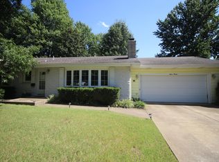 714 E Edgewood St, Springfield, MO 65807