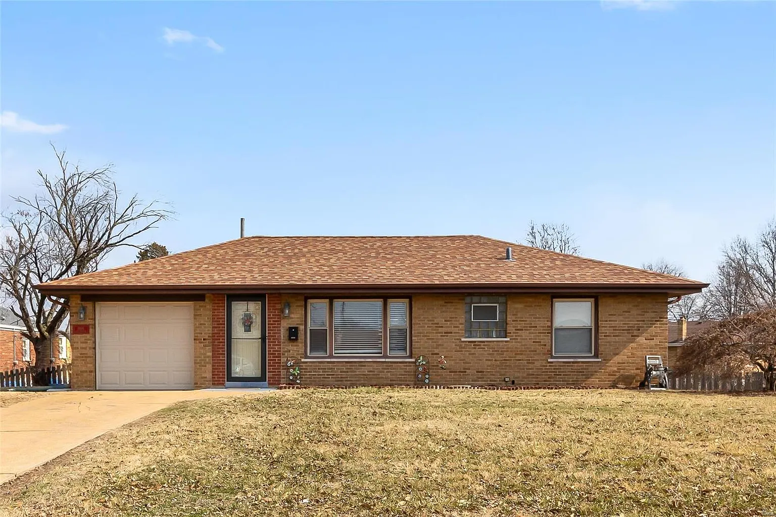 9946 Live Oak Ct photo 1