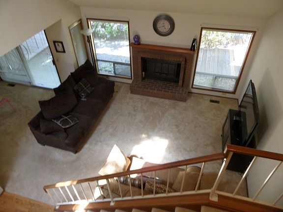 3rd image of 15920 NE 16th Pl #20