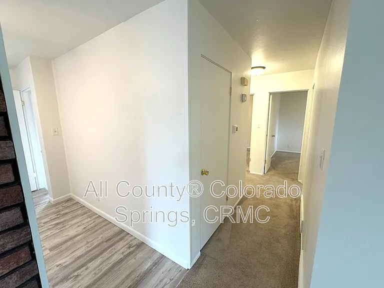 1515 Eagle View Dr — Photo 8