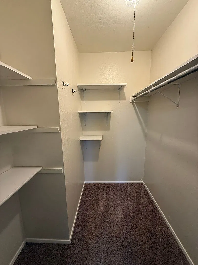 808 Ramble Ln — Photo 4
