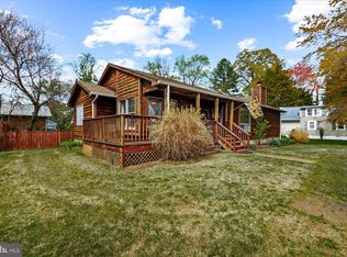121 11th St S, Colonial Beach, VA 22443