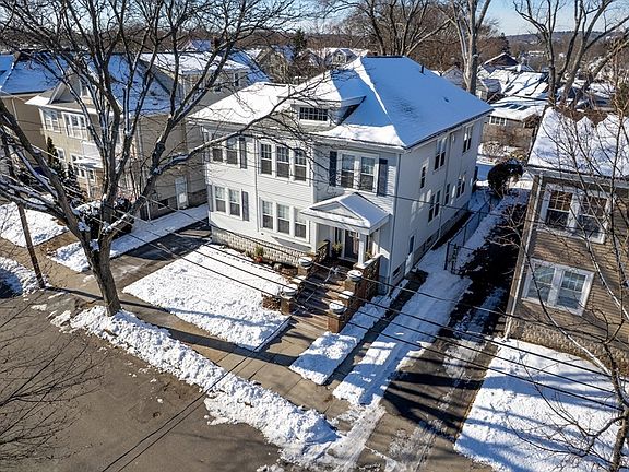 2nd image of 16-18 Pondview Rd