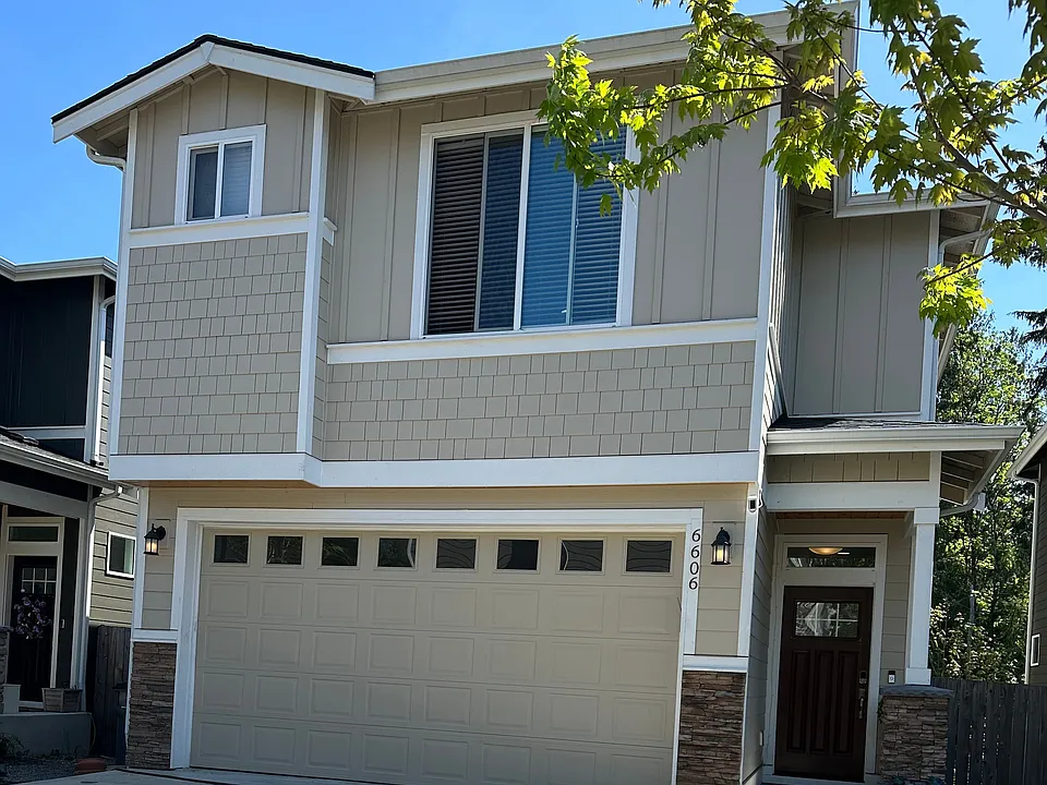 6606 Kayak Pl NW