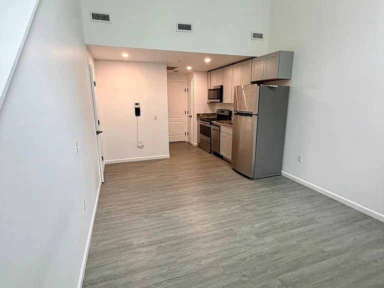 235 East St #126 — Photo 2