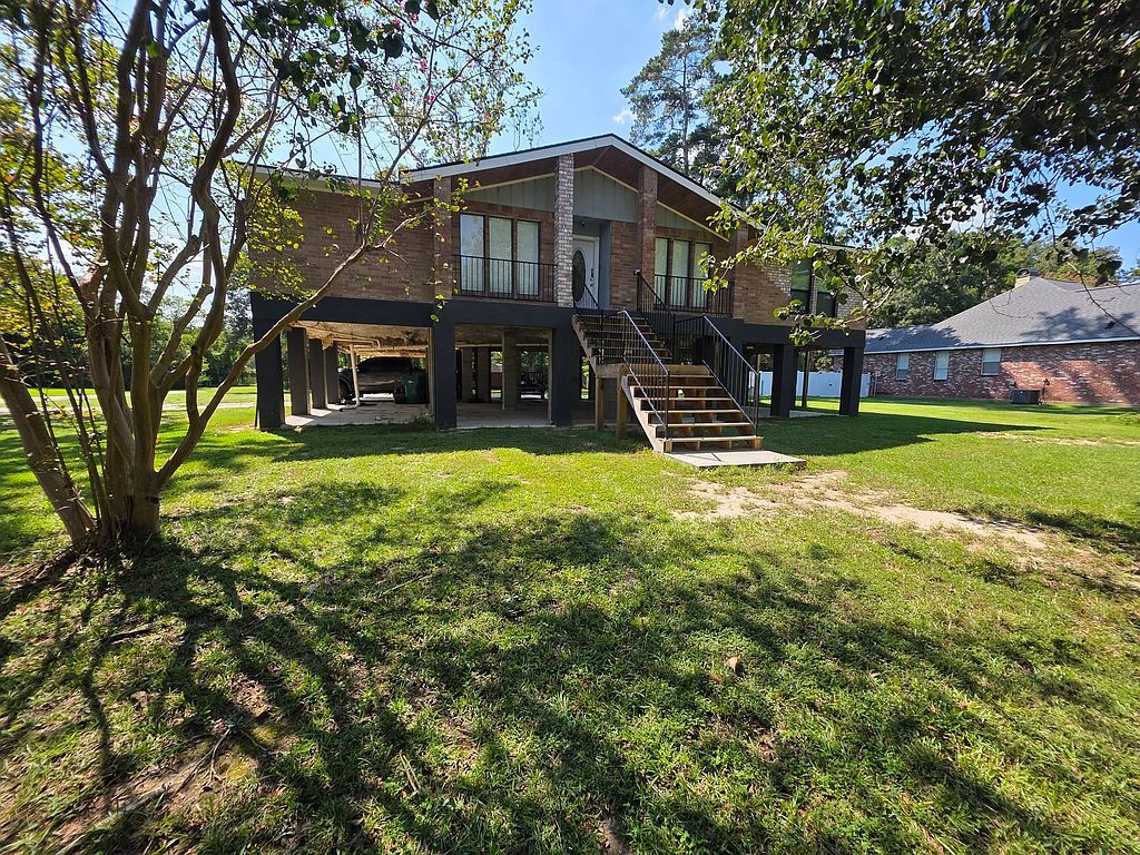 25511 Plantation Ave - Property Image