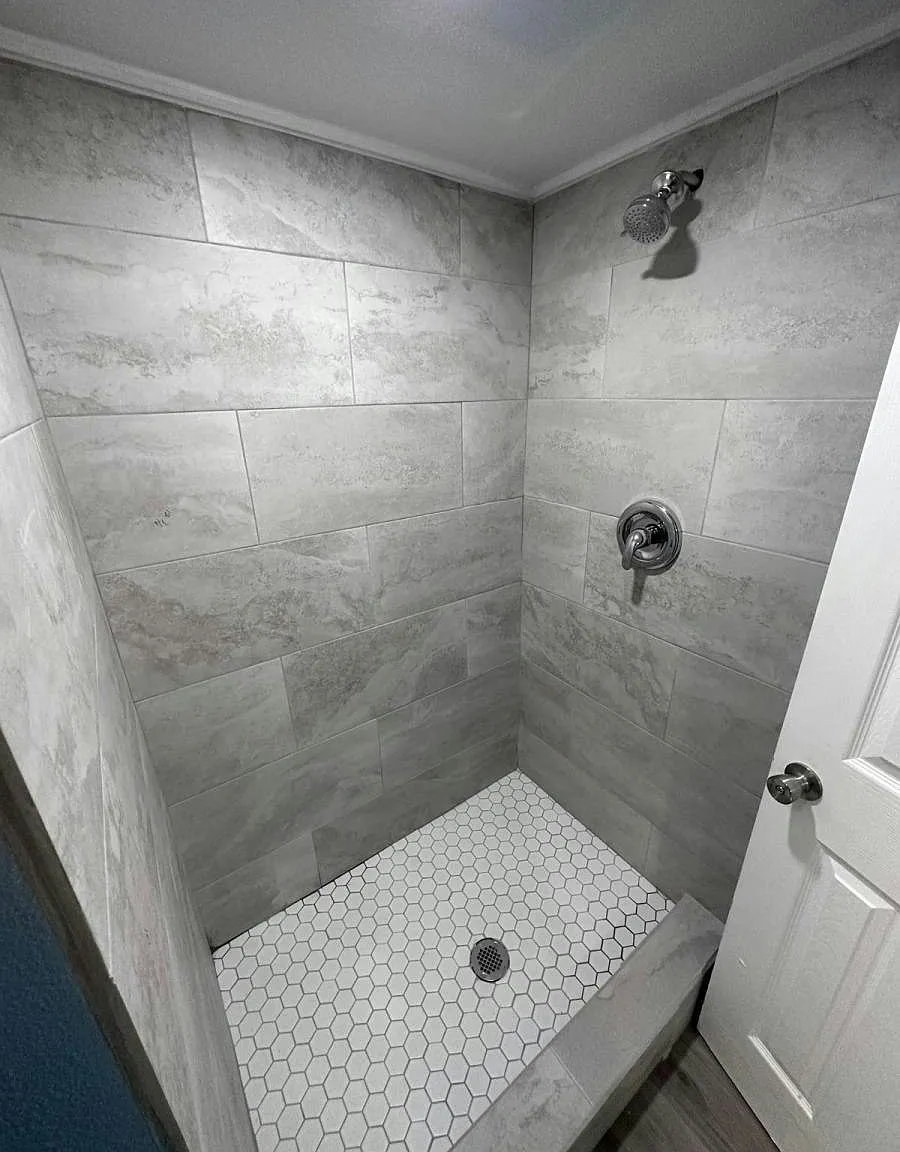 1322 Avenue L, Unit 6 — Photo 3