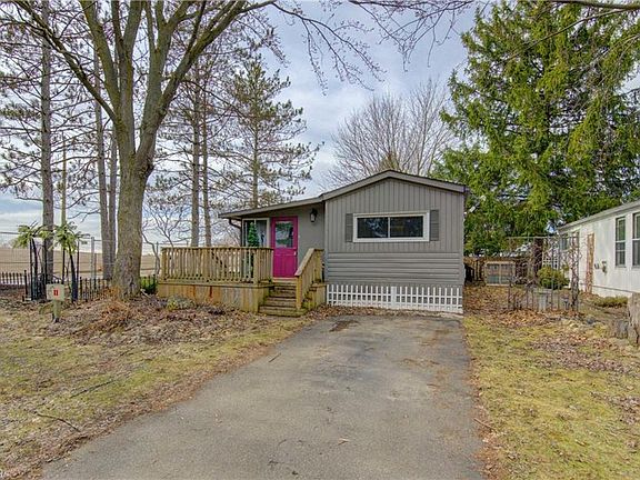 2nd image of 580 Beaver Creek Rd #11