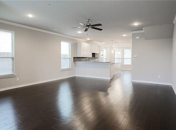 2nd image of 2609 McCart Ave #1