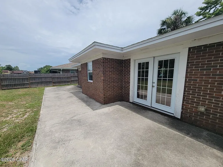 836 Miles Dr — Photo 24