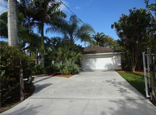 22727 SW 180th Ct, Miami, FL 33170