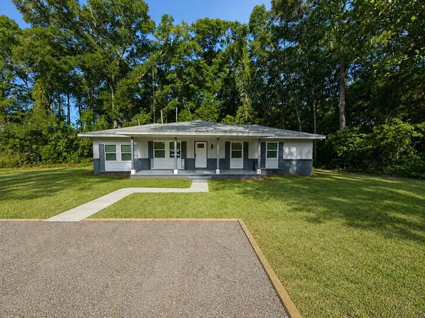 4906 Center Dr, Tallahassee, FL 32305