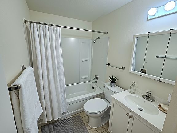 4th image of 20820 70th Ave W APT 8