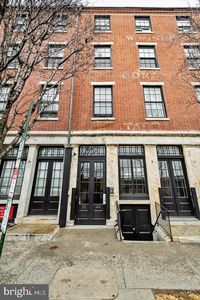 38 N Front St #3F, Philadelphia, PA, 19106