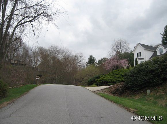 2nd image of 1554 Crymes Cove Rd