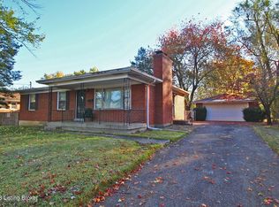 7803 Cedar Brook Dr, Louisville, KY 40219