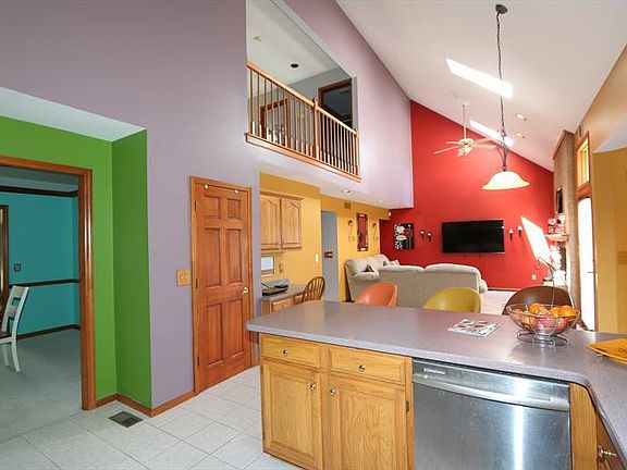 5th image of 2126 Greenpine Dr