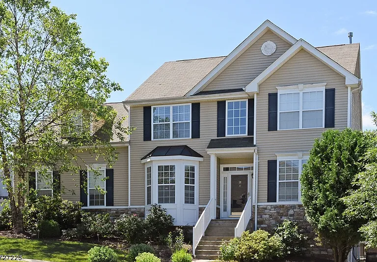 31 Winding Hill Dr — Photo 1