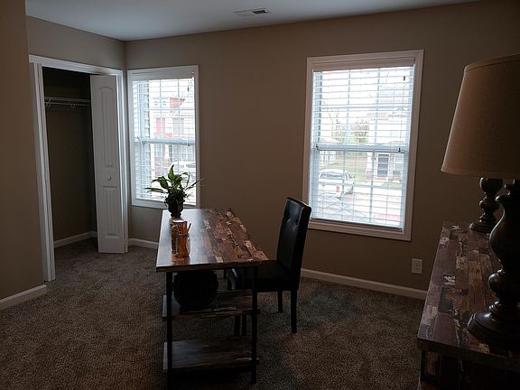 3rd image of 219 Alexander Blvd #219