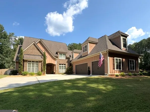 142 Drews Ridge Dr, Newnan, GA 30263