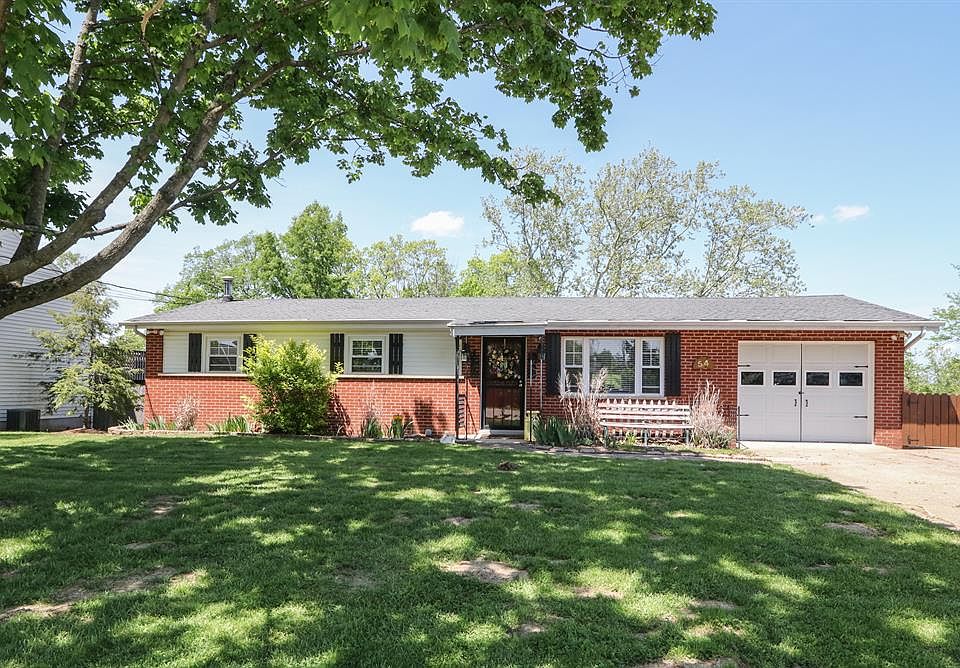 1st image of 54 Fleming Dr