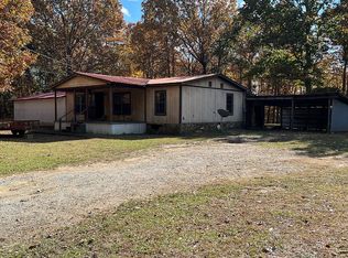 208 Old 99 Cir, Hohenwald, TN 38462