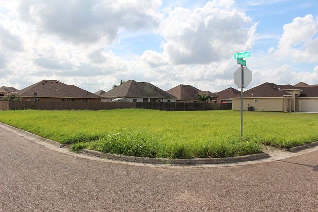 2nd image of 6888 Palo Azul Dr