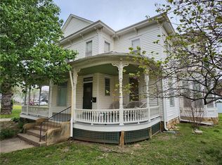 216 S 5th St, Independence, KS 67301