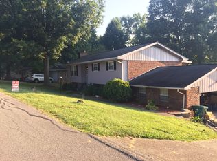 20 Hillsdale Cir, Scott Depot, WV 25560
